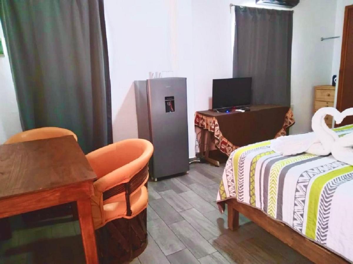 Suites Fenicia (Adults Only) Playa del Carmen Exterior foto